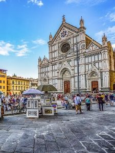 how to buy property in italy as a us citizen